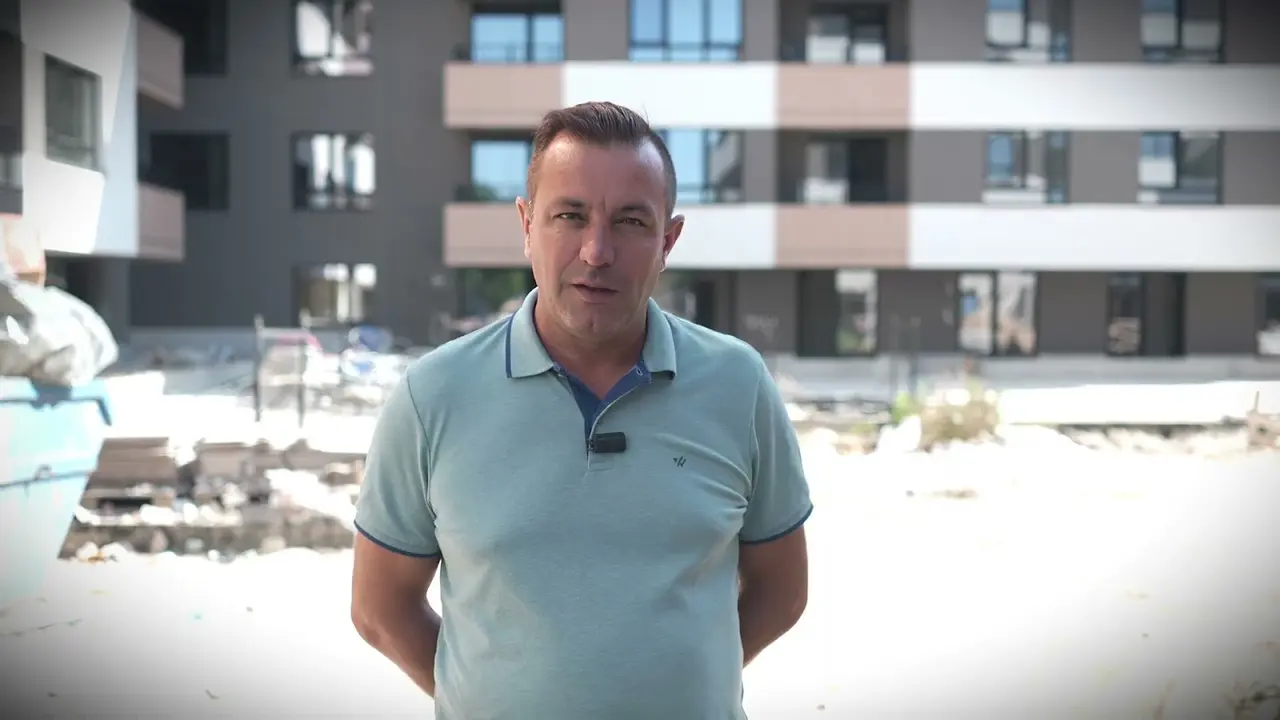 Фасадата — решение, не обвивка